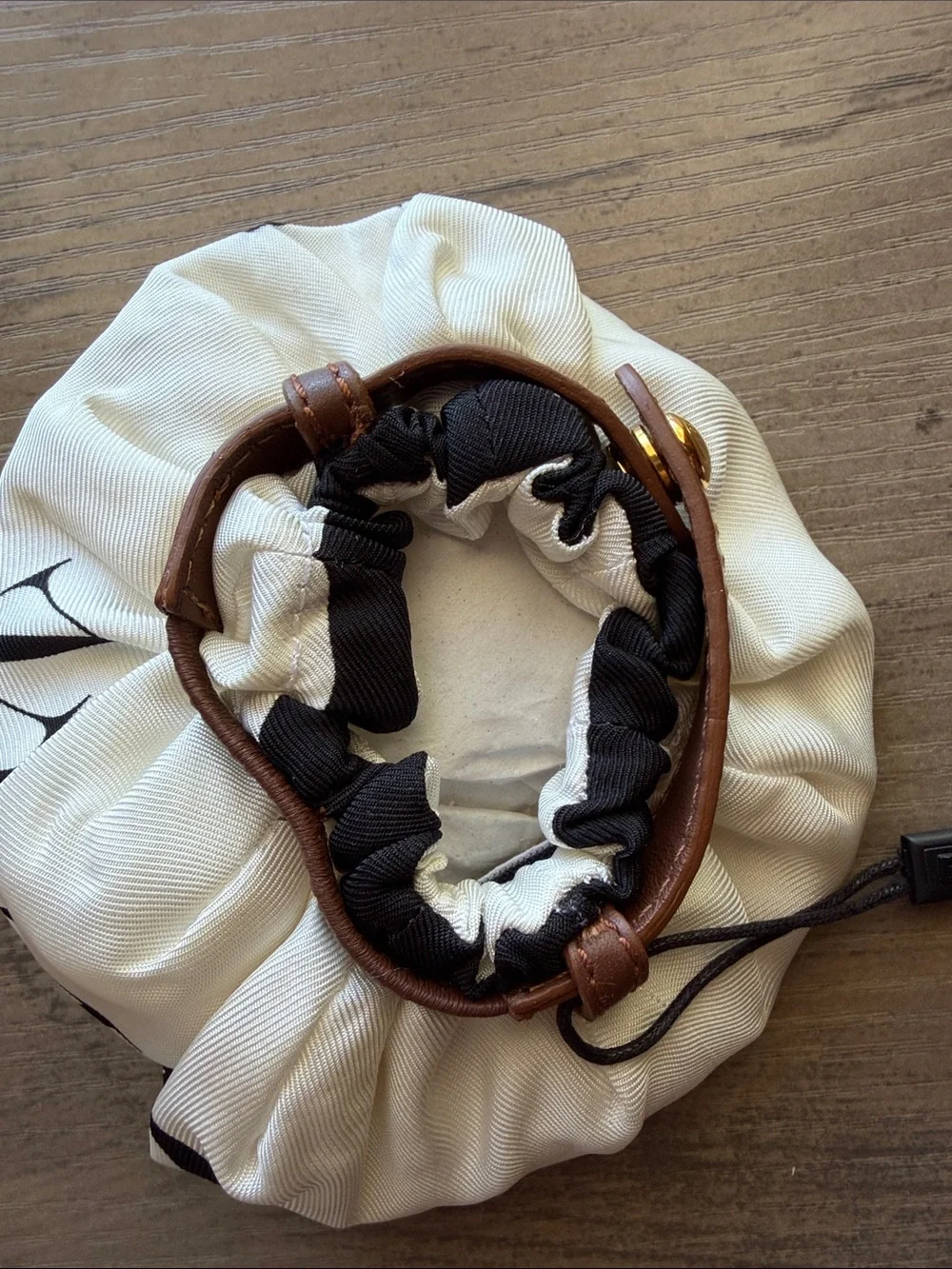 NWT Burberry Chignon Bun Printed Silk Script